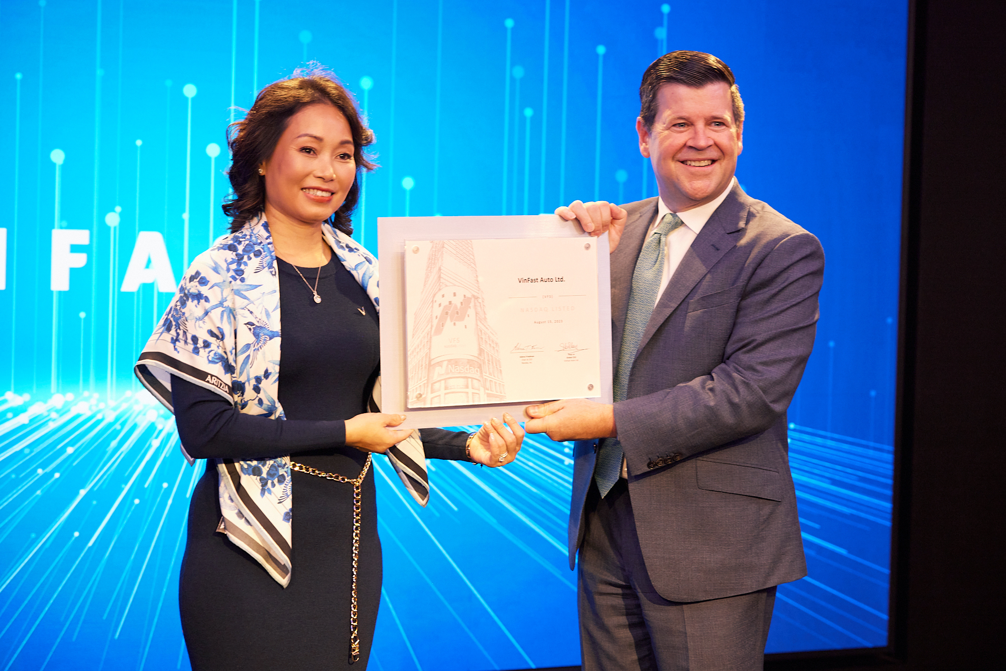 VinFast chính thức niêm yết trên Nasdaq Global Select Market - Giá trị vốn hóa hơn 23 tỷ USD